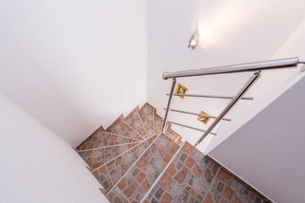Ferienwohnung Tin 2 Vrbnik Exterior foto